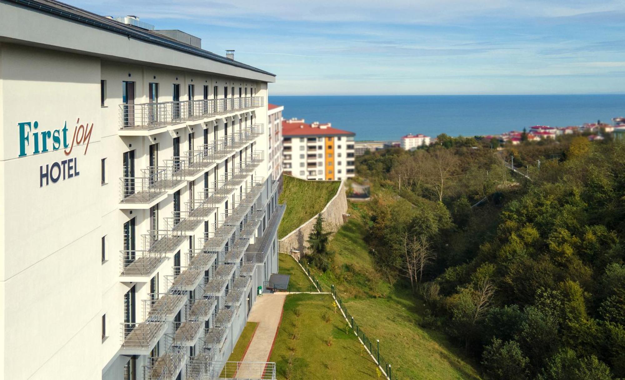 First Joy Hotel Трабзон Екстер'єр фото