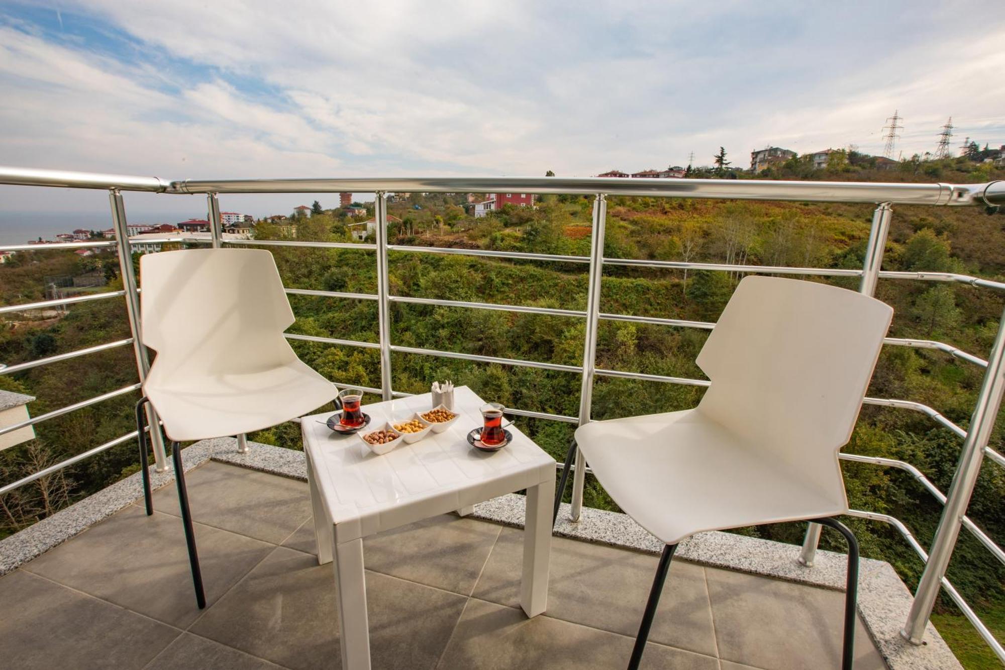 First Joy Hotel Трабзон Екстер'єр фото