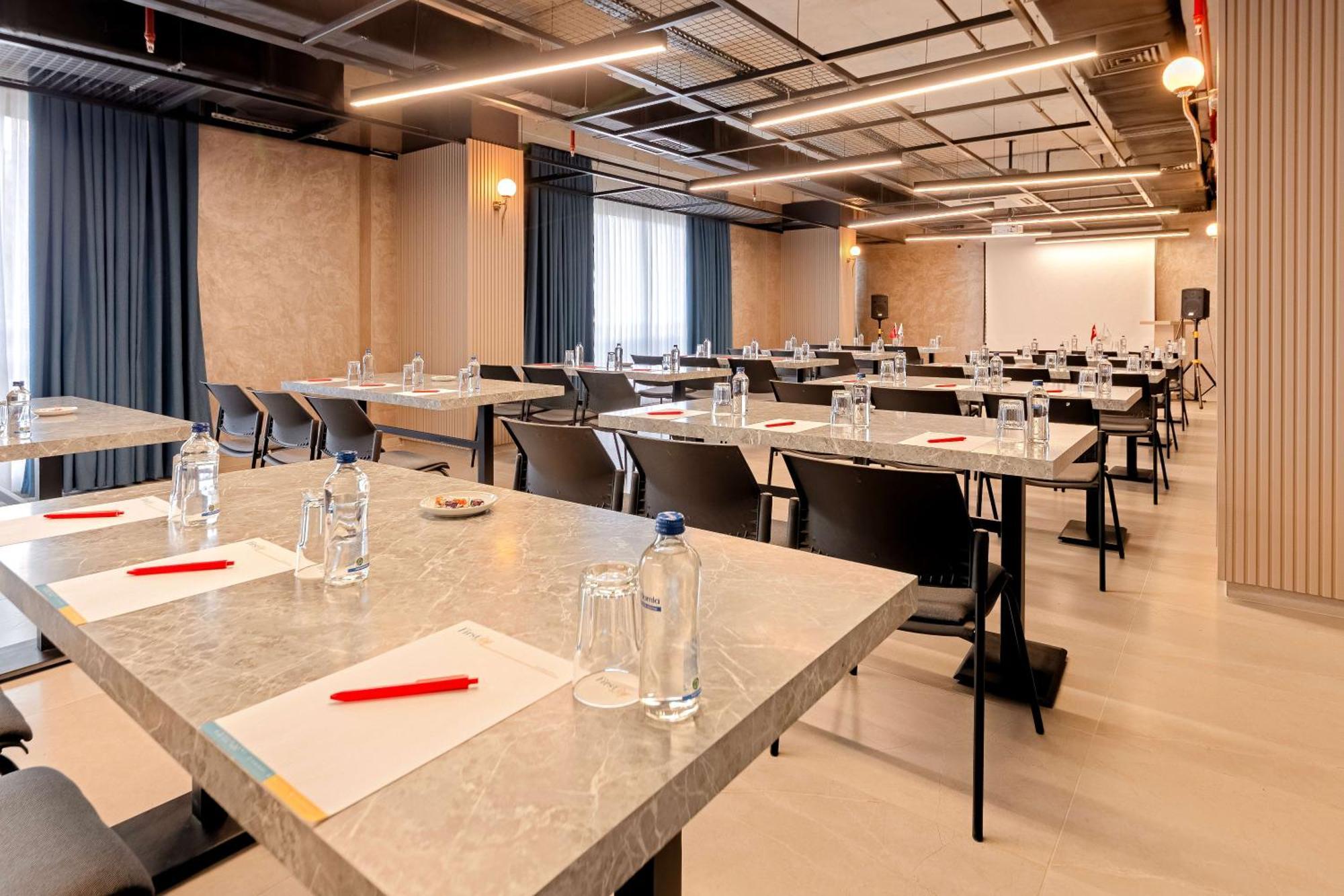 First Joy Hotel Трабзон Екстер'єр фото
